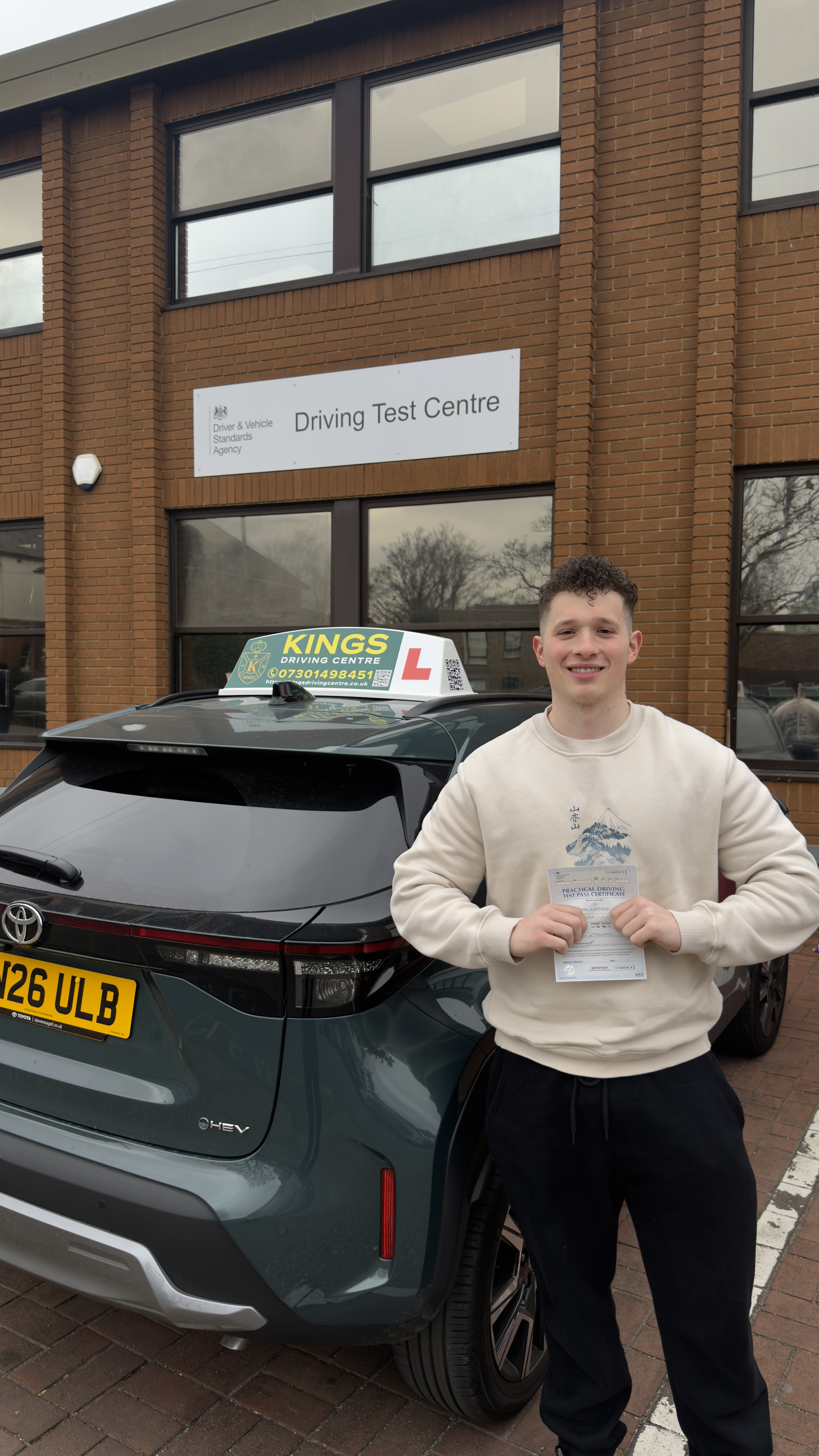 One Week Intensive Driving Lessons in Tolworth – Master Local Test Routes & Pass Faster